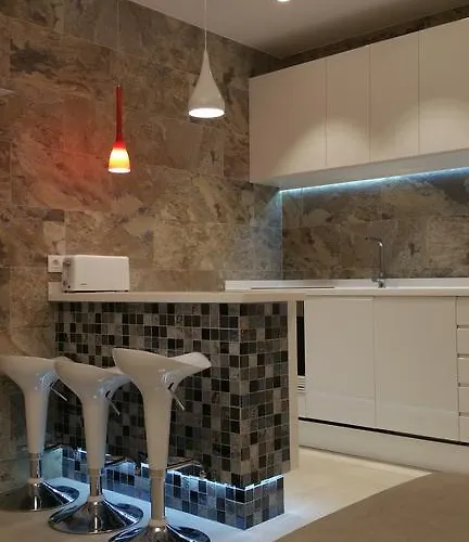 Orlando Апартаменти *