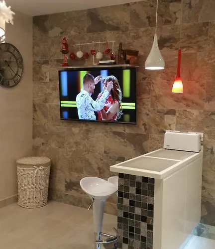 Orlando Апартаменти Адехе